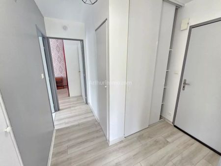 Location Appartement 2 pièces 43 m2 à Guingamp - Photo 5