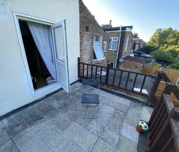 3 Bed Maisonette, Beaconsfield Road, N15 - Photo 3