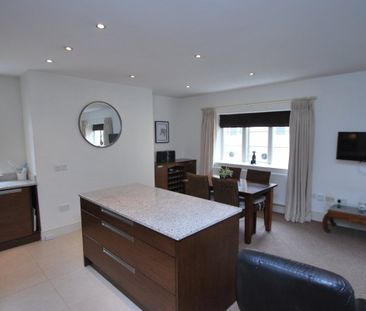 Sutcliffe House, London Road, Bath - Photo 5