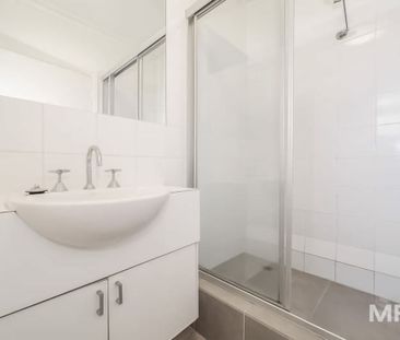 204/25 Hotham Street, East Melbourne - Photo 5