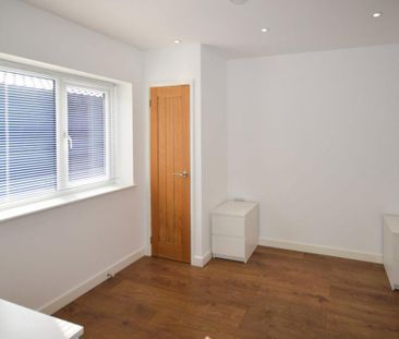 2 bedroom bungalow to rent - Photo 3