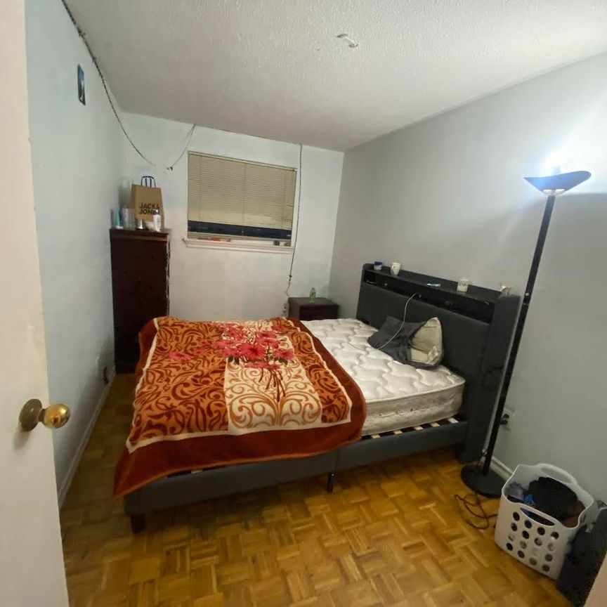 For Lease - 30 Greenwood Crescent, Brampton, Ontario - Photo 1