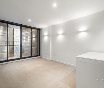 LOCATION! LIFESTYLE! - Photo 1