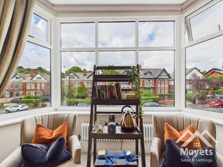 5 bedroom semi-detached house to rent - Photo 3