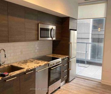 28 Wellesley Street East condo — Toronto, ON (2-Bedroom) - 2 Bedroom - Photo 4