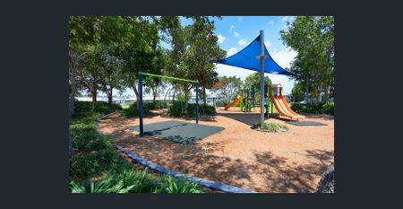 Beautifully Presented Home - First Time to the Rental Market - Photo 2