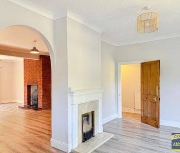 4 bedroom bungalow to rent - Photo 2