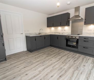 3 Bedroom House - Semi-Detached - Photo 6