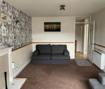 2 bedroom house to rent - Photo 2