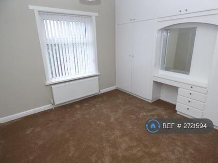 3 bedroom terraced house to rent - Photo 2