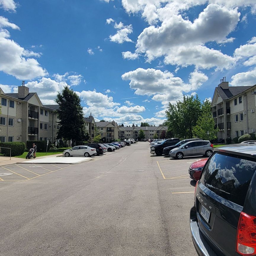 For Lease - 733 Deveron Crescent Unit# 108, London South, Ontario - Photo 1