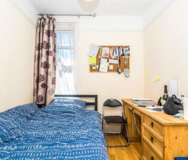 5 bedroom terraced house to rent - Photo 3