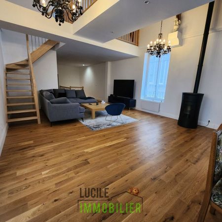 Location Appartement 5 pièces 142m² CLERMONT 60600 - Photo 2