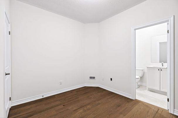 For Lease - 3205 Sixth Line Unit# Unit 2, Oakville, Ontario - Photo 1