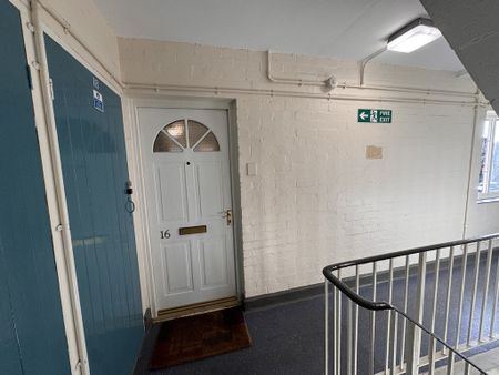 Shannon House, City Centre - P2190 - Photo 5