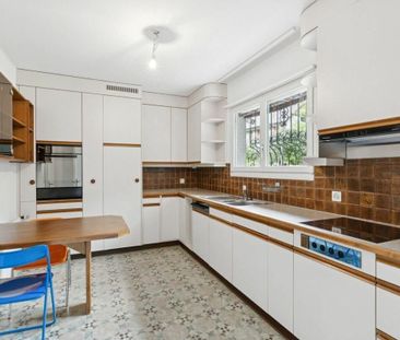 Generous single-family house with panorama, garden and plenty of sp... - Photo 6