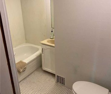 For Lease - 71 Lesmount Avenue Unit# Lower, Toronto, Ontario - Photo 1