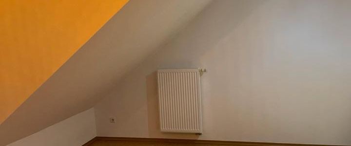 Helle 3-Zimmer Dachgeschosswohnung - Foto 1