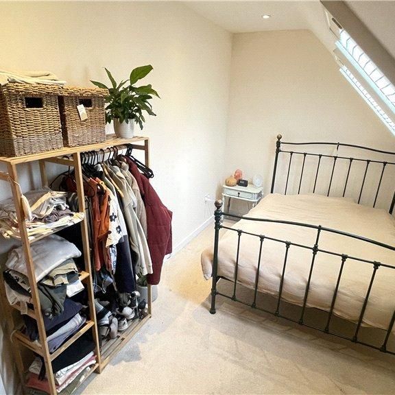 4 bedroom detached house to rent - Photo 1