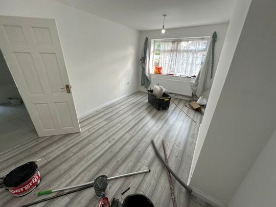 4 Bed Terraced House, Berrandale Road, B36 - Photo 1