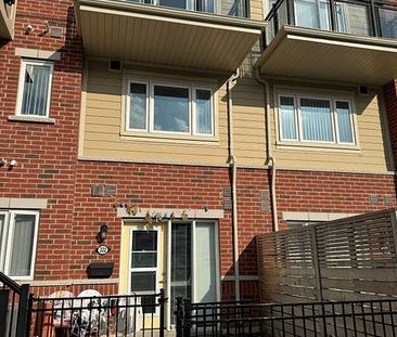 For Lease - 250 Sunny Meadow Boulevard Unit# 322, Brampton, Ontario - Photo 4