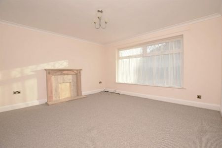 10006 Kilmersdon Road, Bristol - Photo 2