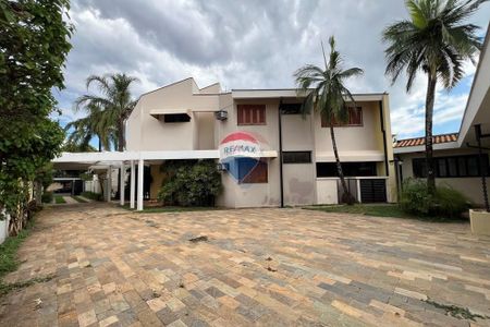 Sobrado Versátil com 900m² de Terreno, Elevador e Área de Lazer Completa na Vila Harmonia – Araraquara/SP - Foto 5
