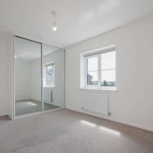 Lakeside North, Scunthorpe, DN16 - Photo 1