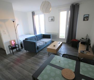 Location Appartement 1 pièce 27m² LILLE 59000 - Photo 2