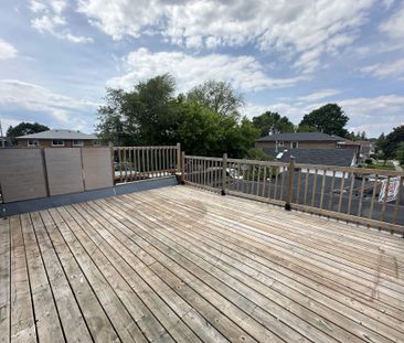 For Lease - 582 Danforth Road Unit# Upper Unit, Toronto, Ontario - Photo 3