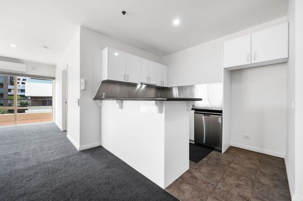 Unit 20/650 Swanston Street, - Photo 1