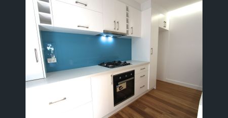 Modern 3-Bedroom Townhouse in Niddrie - Photo 4