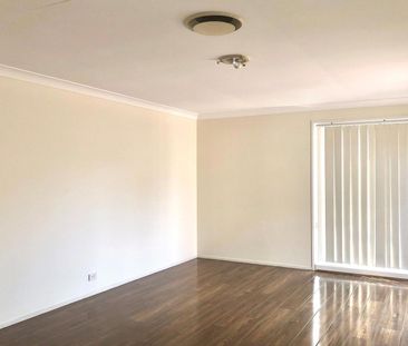 "EXPANSIVE FAMILY HOME IN CHERRYBROOK TECH ZONE" - Photo 5