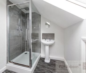 Helmsley Road Room 5, Newcastle Upon Tyne - Photo 5