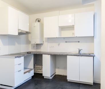 Location Appartement 4 pièces 95m² ORLEANS 45000 - Photo 4