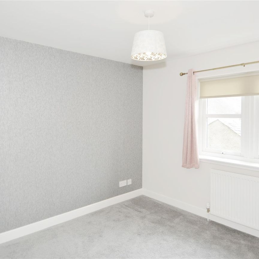 2 Bed Flat - First Floor - Photo 1