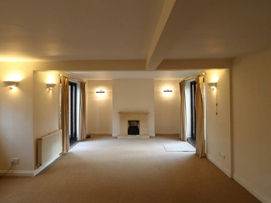 Detached house to rent on - Photo 1