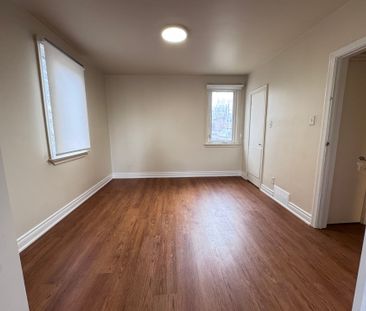 For Lease - 121 Bishop Avenue, Toronto, Ontario - Photo 2