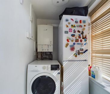 3 bedroom maisonette to rent - Photo 5