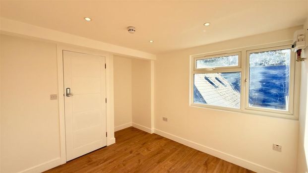 6 bedroom house share to rent - Photo 1
