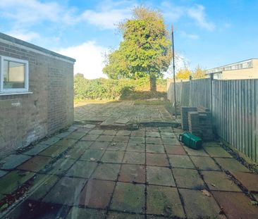 Waterson Road, Chadwell St Mary, RM16 - Photo 6