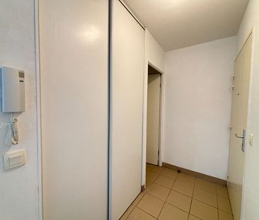 Location Appartement 2 pièces 44m² - Photo 2