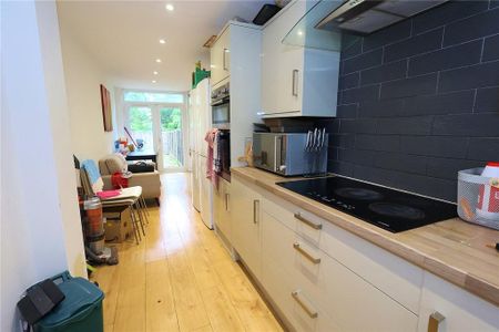 1 bedroom house of multiple occupation to rent - Photo 2