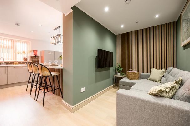 1 bedroom in a house share to rent - Photo 1