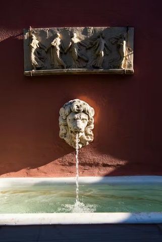 Calle de San Isidoro, Sevilla, Andalusia 41004 - Photo 4