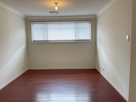 26 Palmer Terrace Moorebank - Photo 3