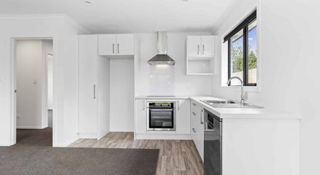 Brand New Unit in Fairfield - Photo 2