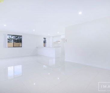 2/96 Baird Circuit, QLD, 4301, Redbank Plains - Photo 6