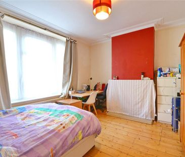 4 bedroom terraced house to rent - Photo 4