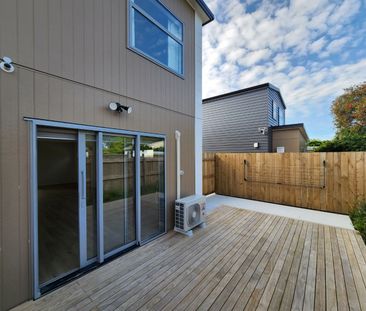 Waterloo Living - Photo 6